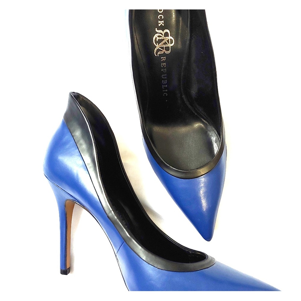 EUC Rock & Republic blue chrissie pump